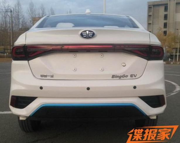 QQ截图20171123100415.png QQ截图20171123100415.png