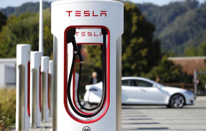 特斯拉V3充電樁充電功率曝光 最高250kW