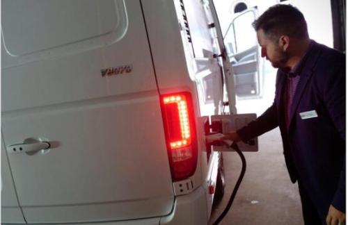 五龙电动车携手国际物流巨头 加速传统燃油车替代进程