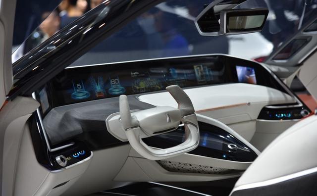 成都車展長城汽車純電動SUV車型WEY-X亮相 動力信息公布