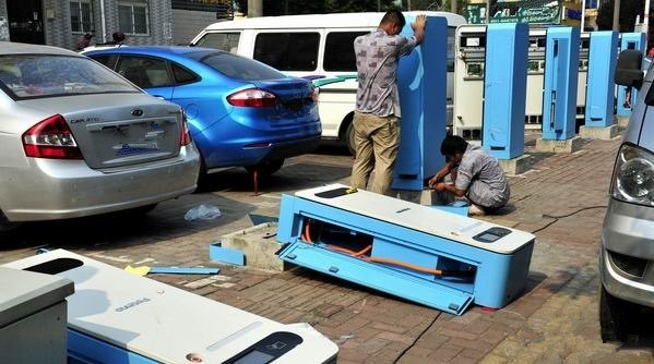 机构：预计2025年电动汽车充电设备市场达250万单位