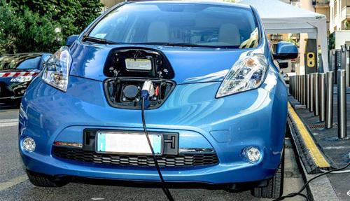 资本扎堆进入 新能源车行业或面临重新洗牌