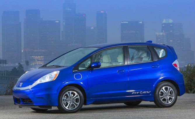 美国加州希望2030年上路新车均是零排放