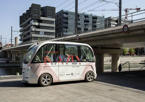 巴黎测试无人驾驶电动迷你巴士 缓解城市交通