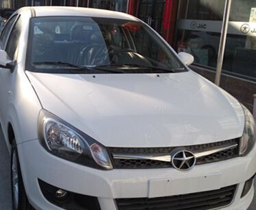 新能源车主：担心以后新能源车摇号 先占一个