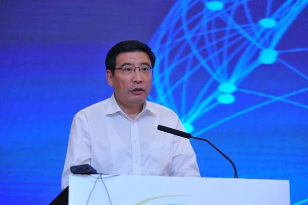 苗圩：发展智能网联 未来就六方面加强工作