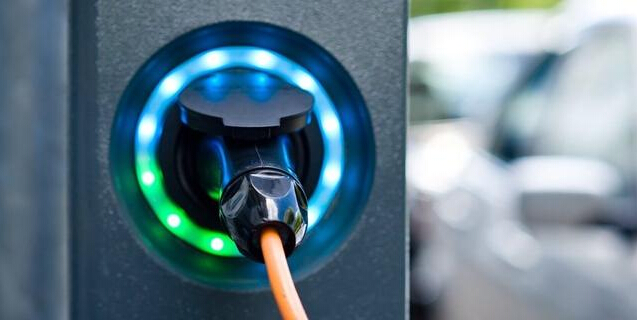 这“黑科技”让电动车分分钟闪电充满 续航里程翻三倍