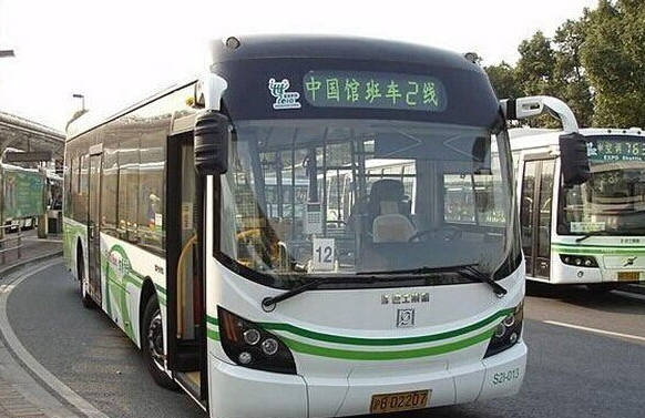 29辆混动车投用 金山公交迈入新能源时代