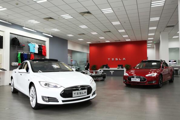 特斯拉自由畅行不设限 杭州取消电动车限行