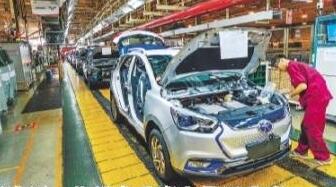 江淮汽车新一代纯电动汽车批量生产