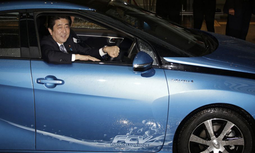 安倍领衔 各国政要如何力挺本国自动驾驶