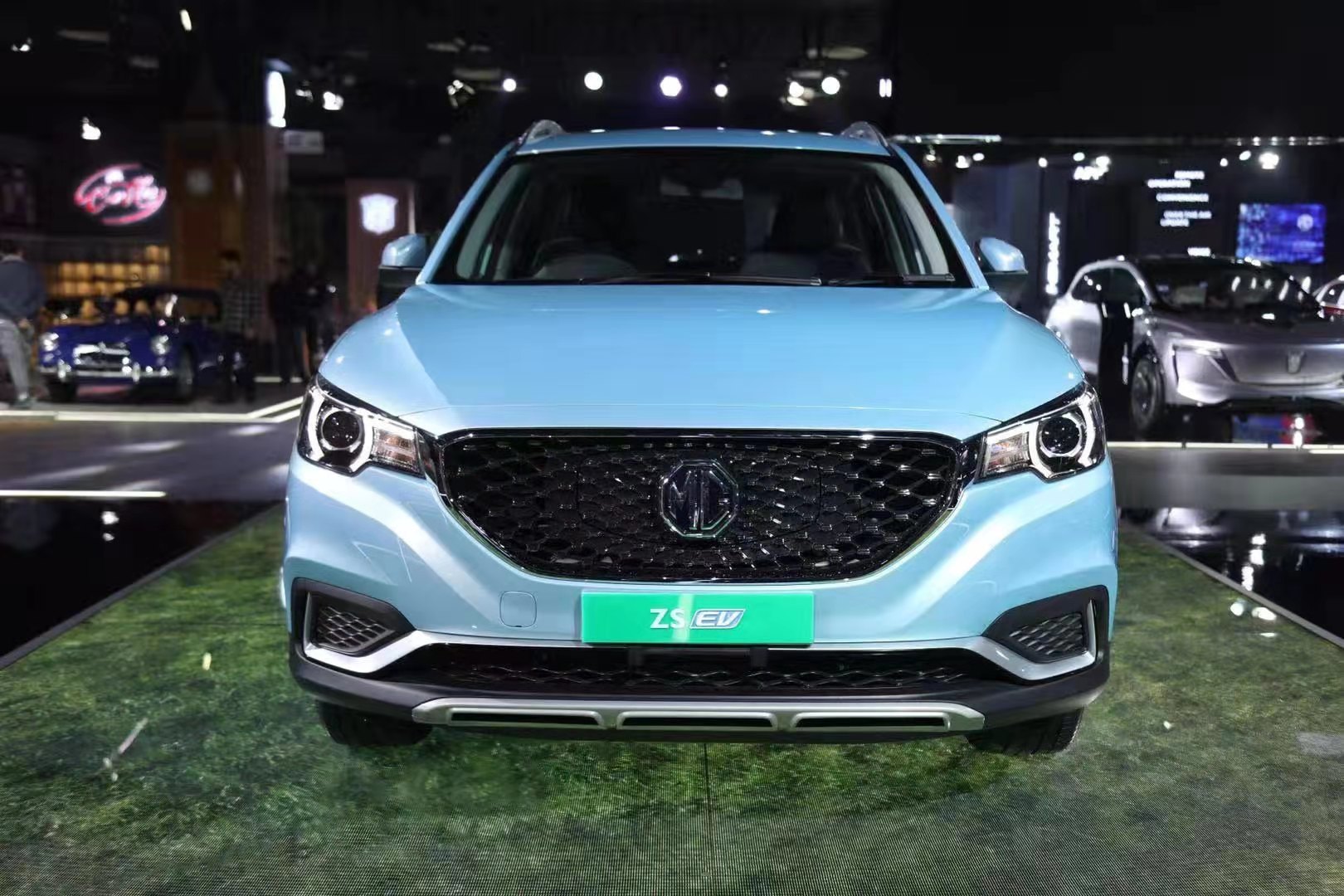 印度车展配图5.jpg 印度车展配图5.jpg