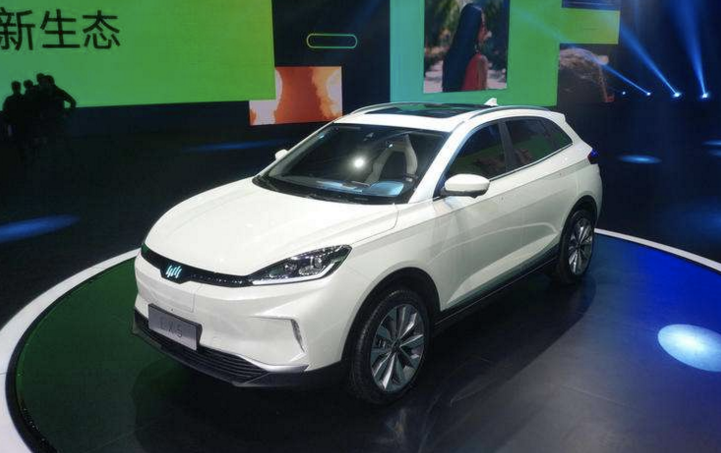 威马汽车品牌正式发布 首款纯电动SUV亮相 - EV视界