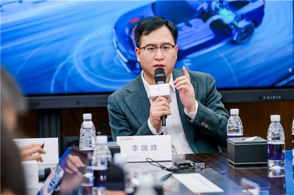 对话魏牌CEO李瑞峰 ：用“0焦虑智能电动”实现彻底转型