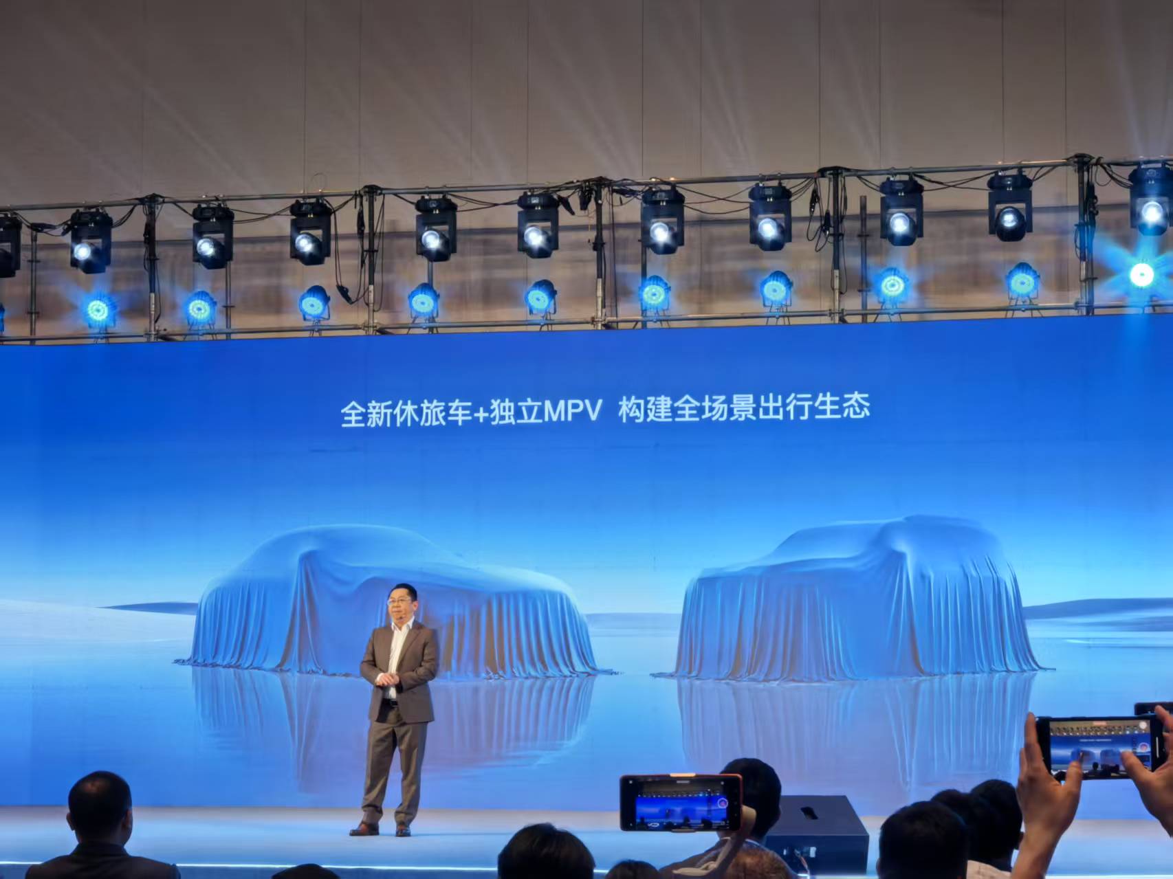 打破新势力的“舒适圈”,比亚迪海洋网11款智驾版车型上市