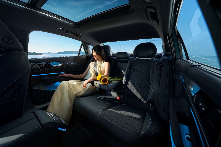 中高级轿车新典范 帕萨特Pro奢享升舱豪华感拉满