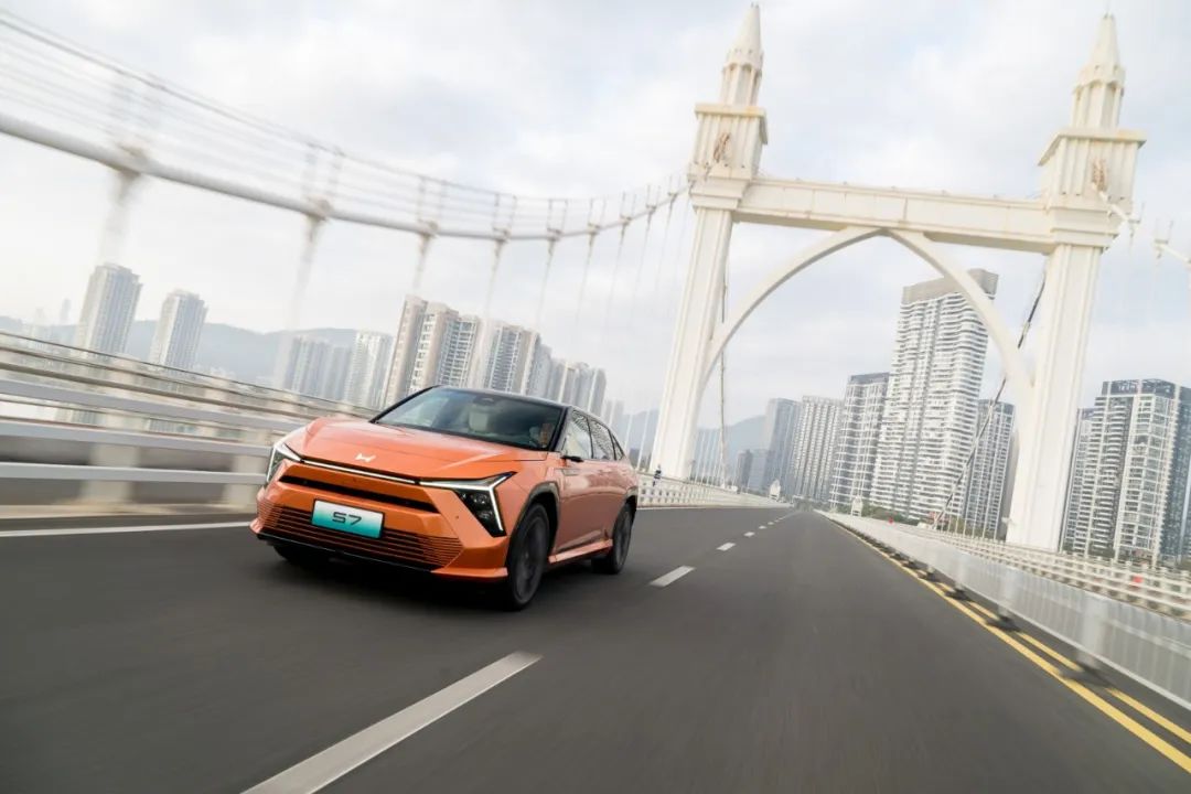 从年销85万到42万,CR-V快托不住东风本田了