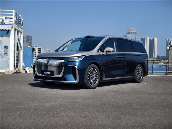 纯电续航350km+华为加持，2026款岚图梦想家让MPV格局要变天？