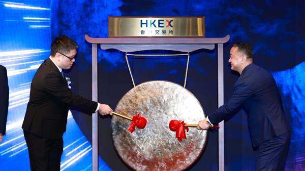 小马智行完成美股+港股双重上市，2025年全球自动驾驶最大规模IPO诞生