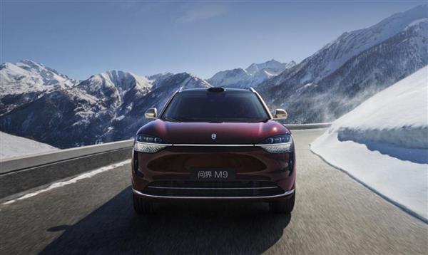 从产品力到口碑全面领先!问界M9荣获“汽势家年华年度车”大奖