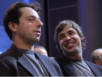 马斯克的尴尬驾驶经历：电动车速只有10英里